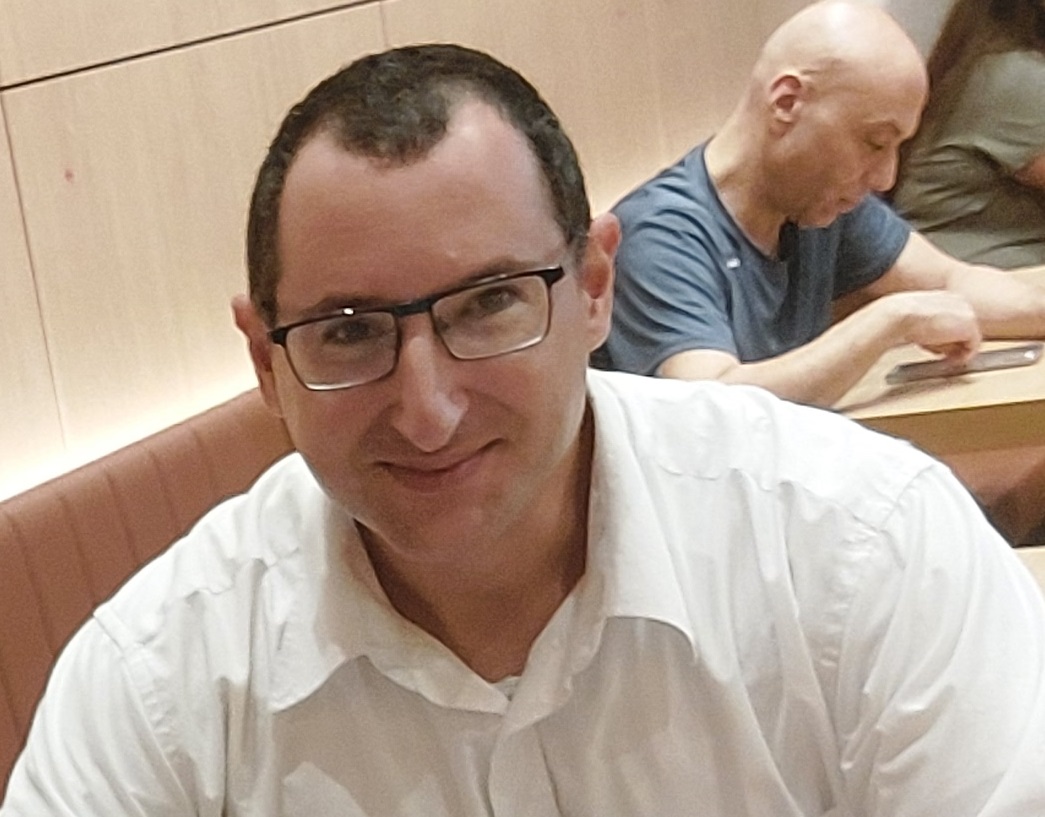 עו"ד אמיר מצליח